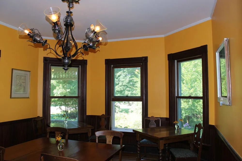 Heart of the Village Bed & Breakfast in Shelburne VT