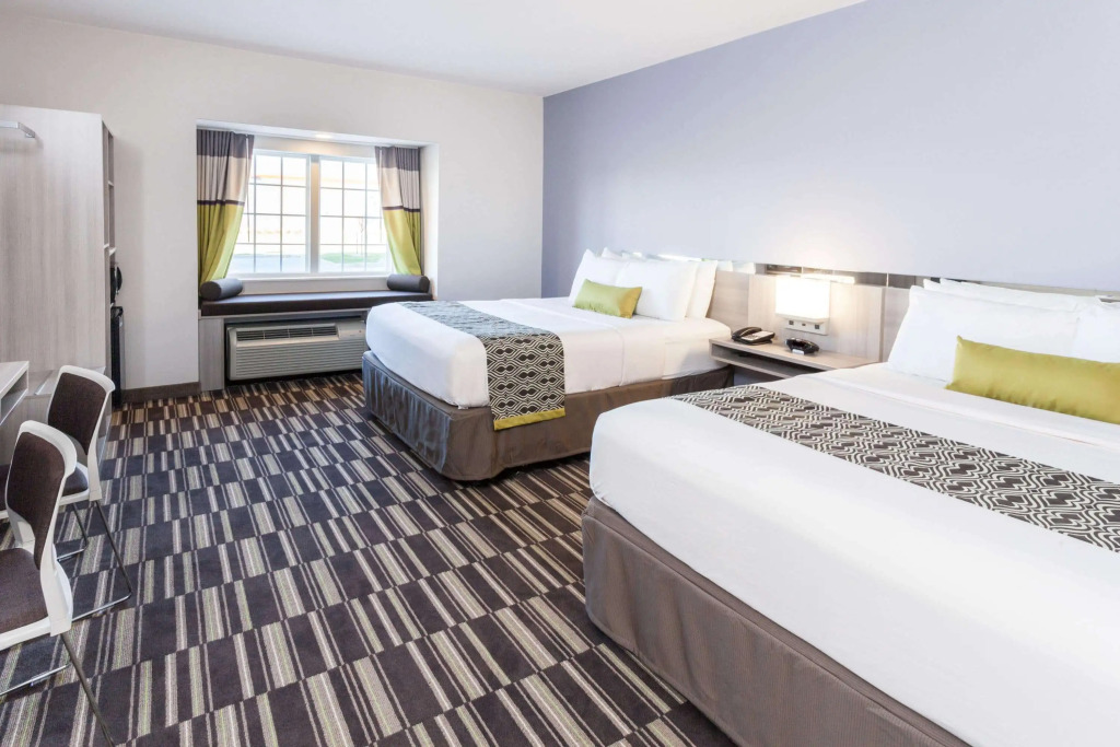 Microtel Inn & Suites by Wyndham West Fargo Near Medical Center