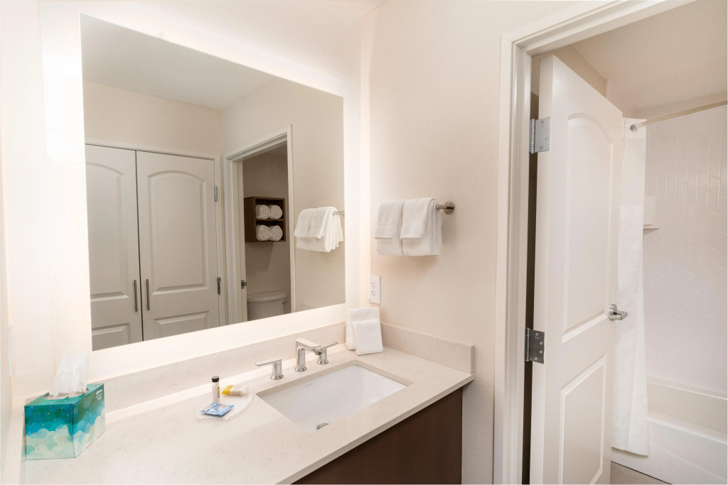 Staybridge Suites Nashville - Vanderbilt Area by IHG