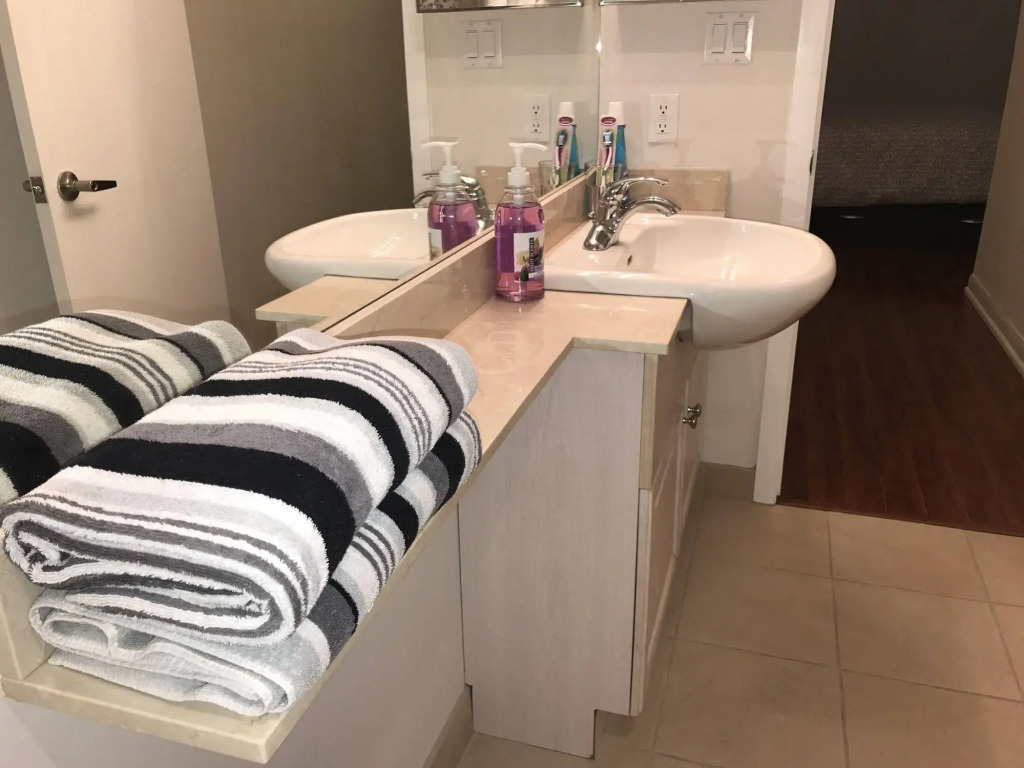 Pinnacle Suites - Pantages Tower offered by Short Term Stays