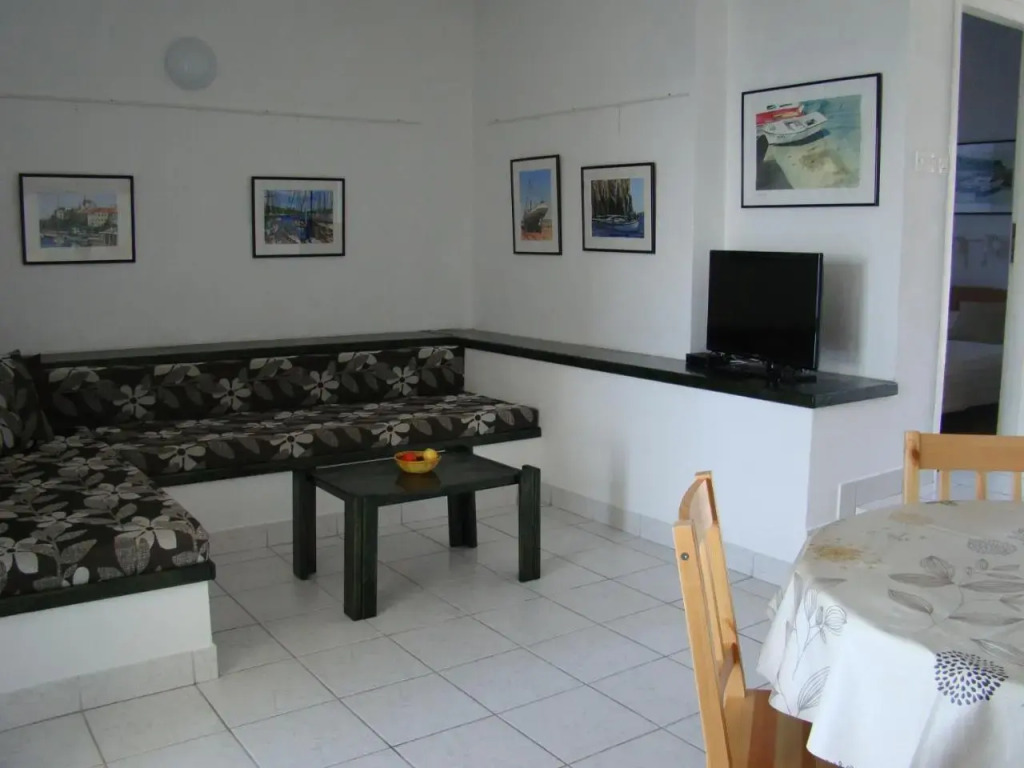 Apartments Sanda