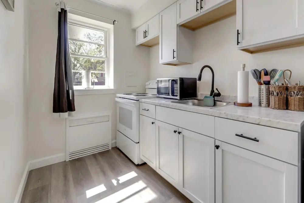 Walk to Parks & Marina! Waterfront Cambridge Condo