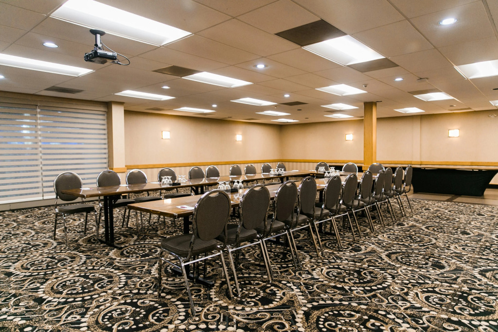 Superior Inn Hotel and Conference Centre Thunder Bay