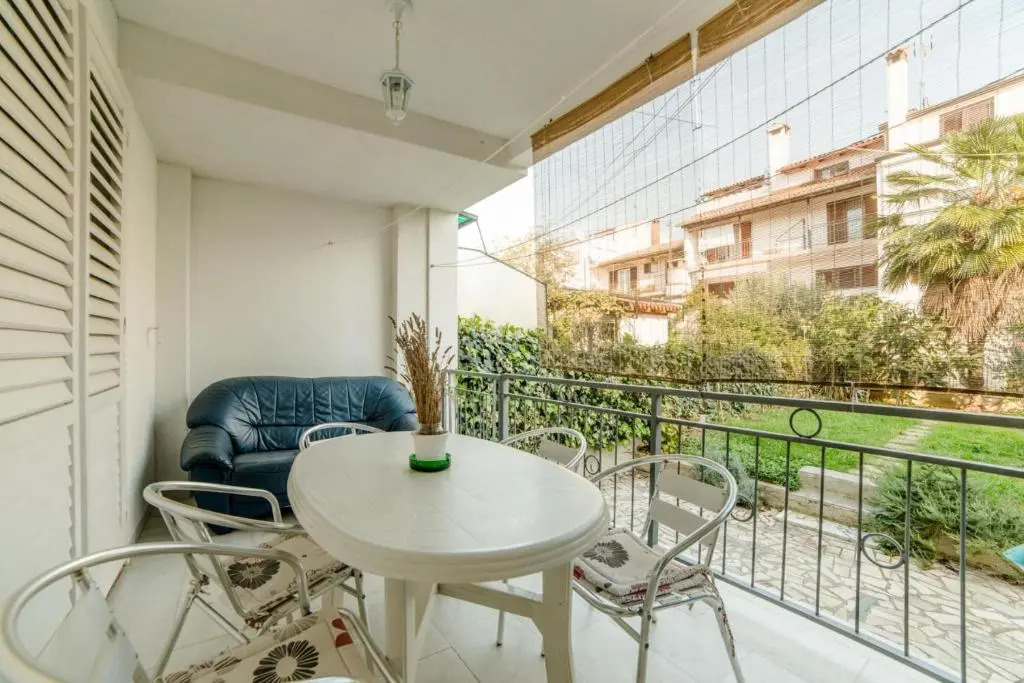 Apartment 804