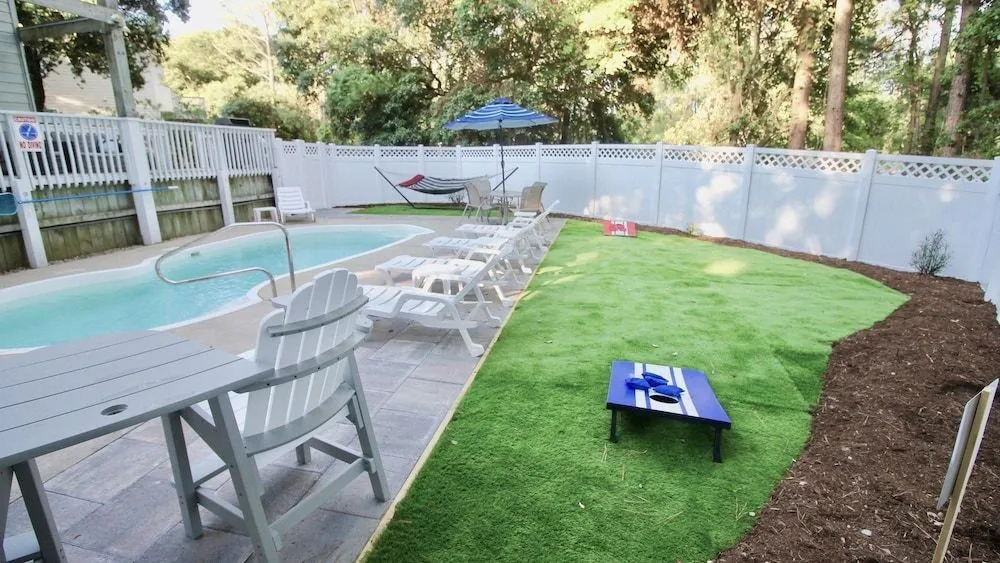Rainbow's End - 6 Br Home