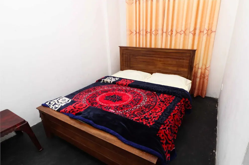 Yoho Oneeli Villa