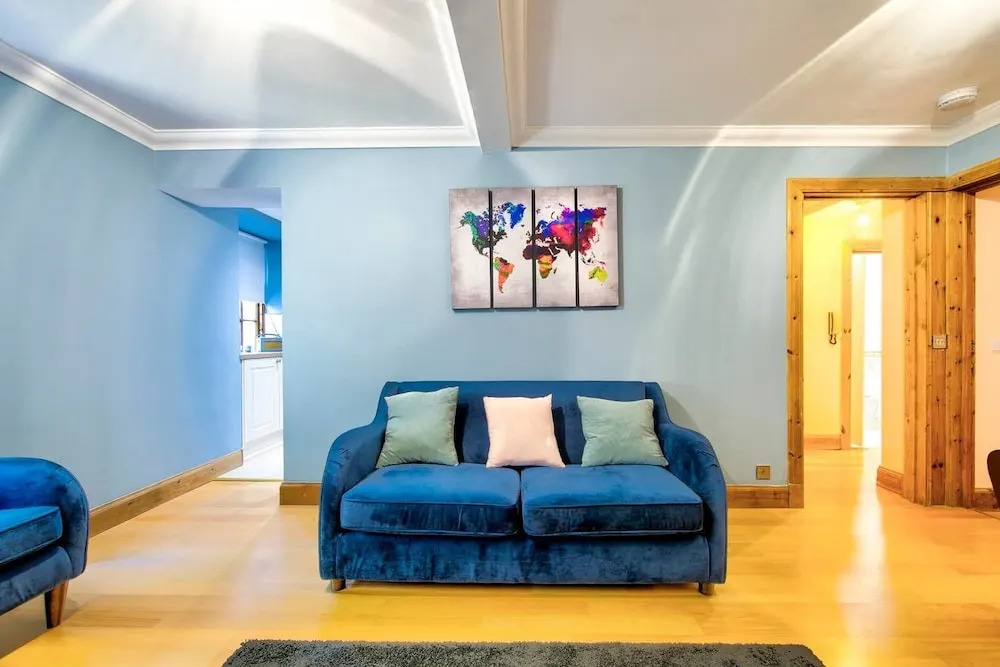 Cool Stockbridge Apartment - Edinburgh New Town