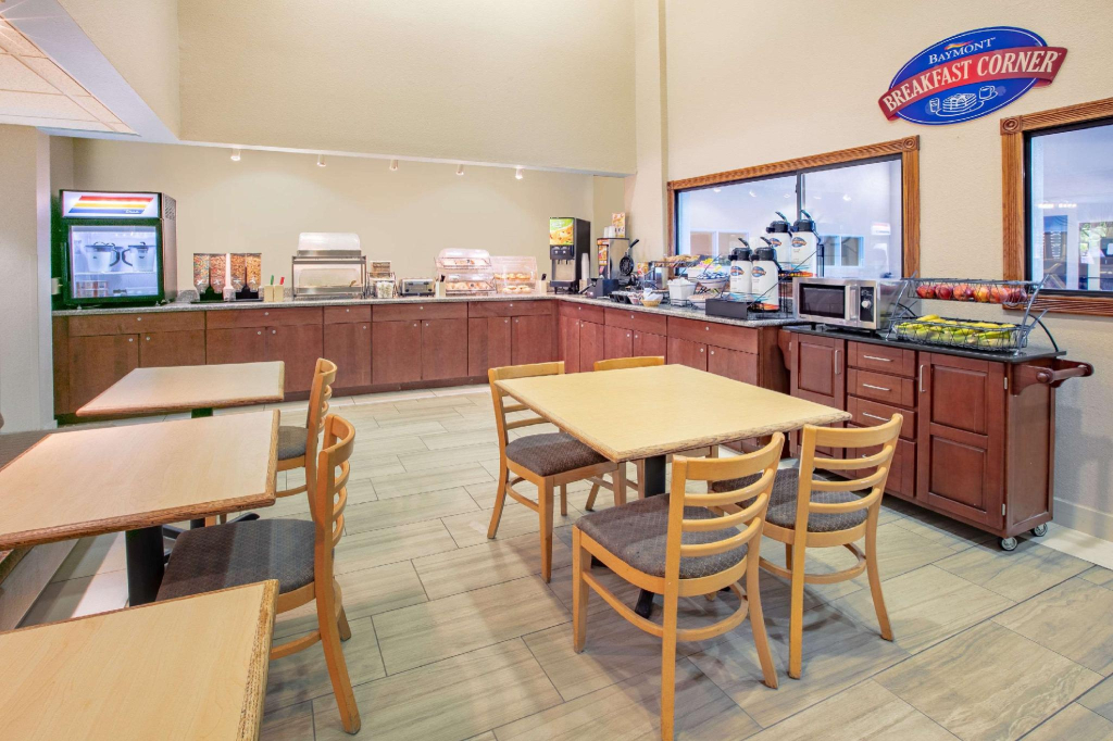 Holiday Inn Express & Suites Roswell