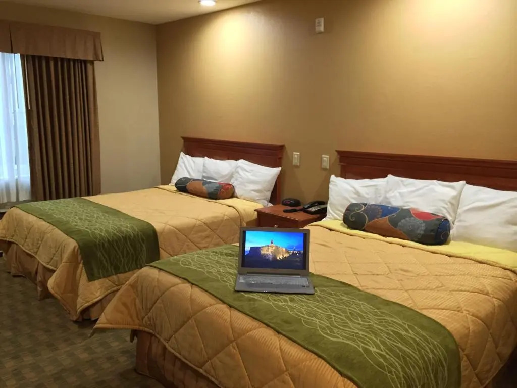 Pleasant Hill Inn