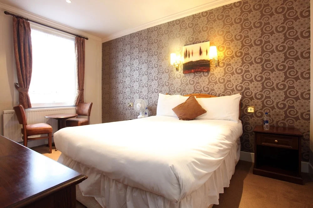 White Hart Hotel by Marton's Inns