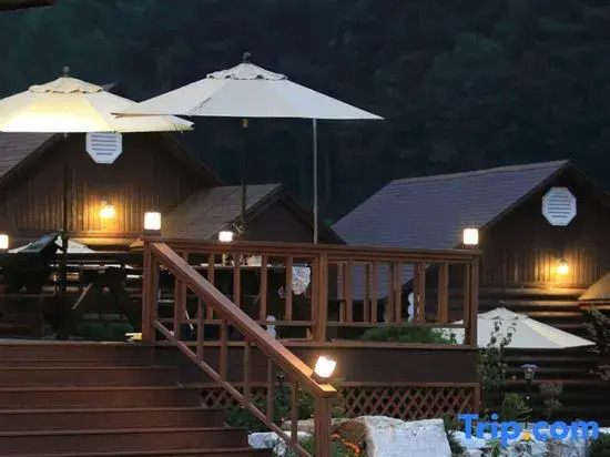 Muju Moon River Pension