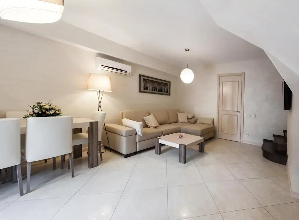 Sun City Arcadia Apartments