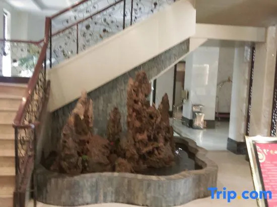 Xiushan International Hotel