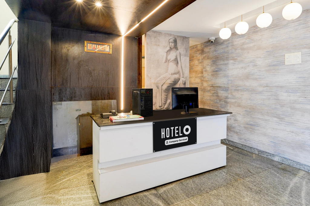 Super OYO Hotel O Renigunta Near Railway Station