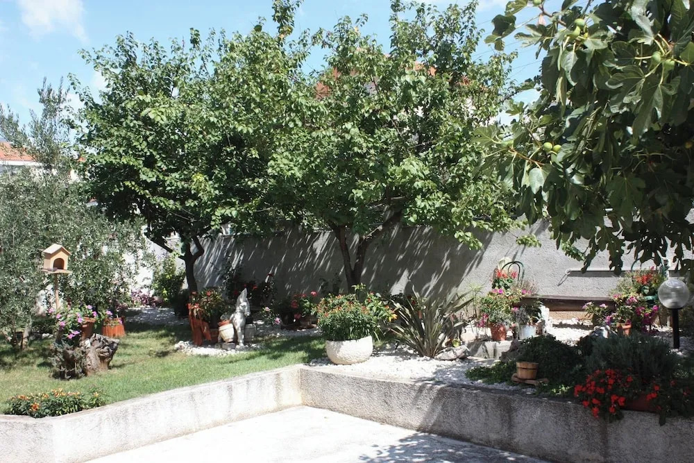 Small Apartment For A Great Holiday