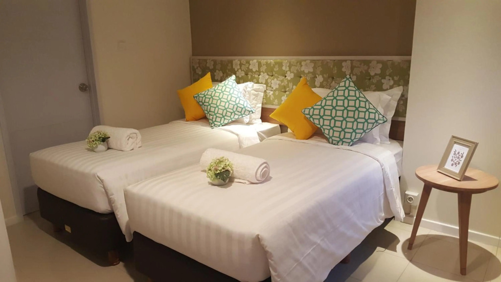 Wood Hotel