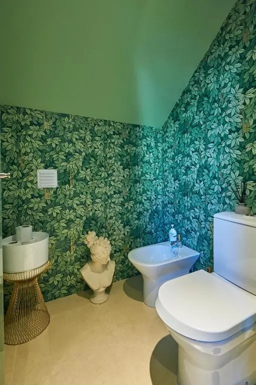 Luxurious triplex near the beach In Estoril