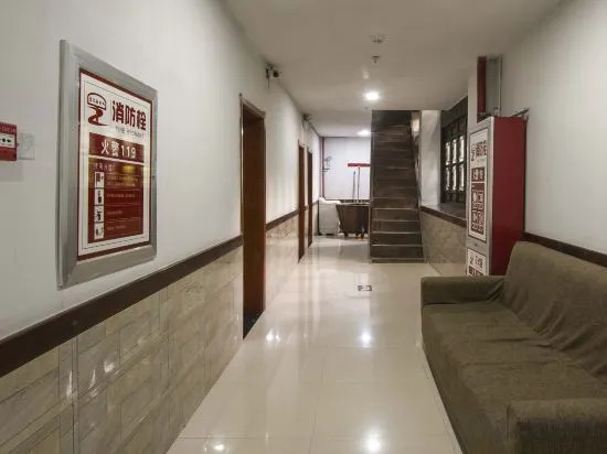 Riverside Hotel