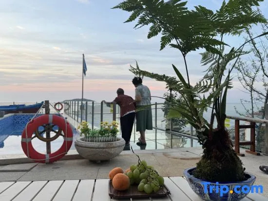 Suanshiliu Art Homestay