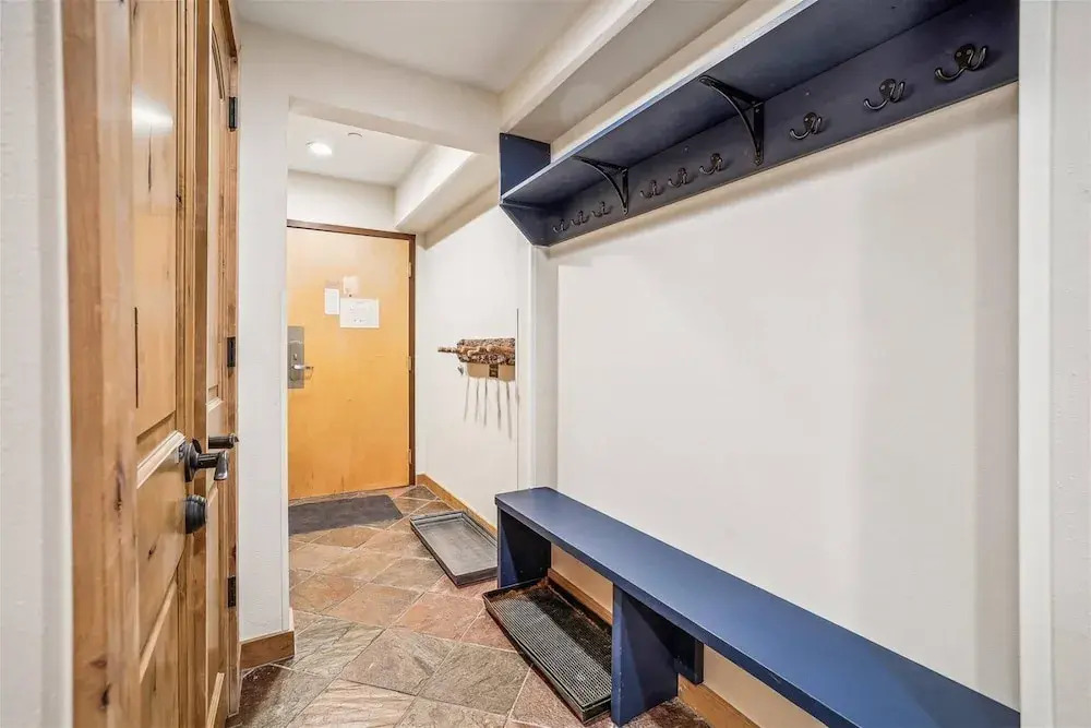 Village At Breckenridge - 2 Bedroom Ski Inski Out Condo