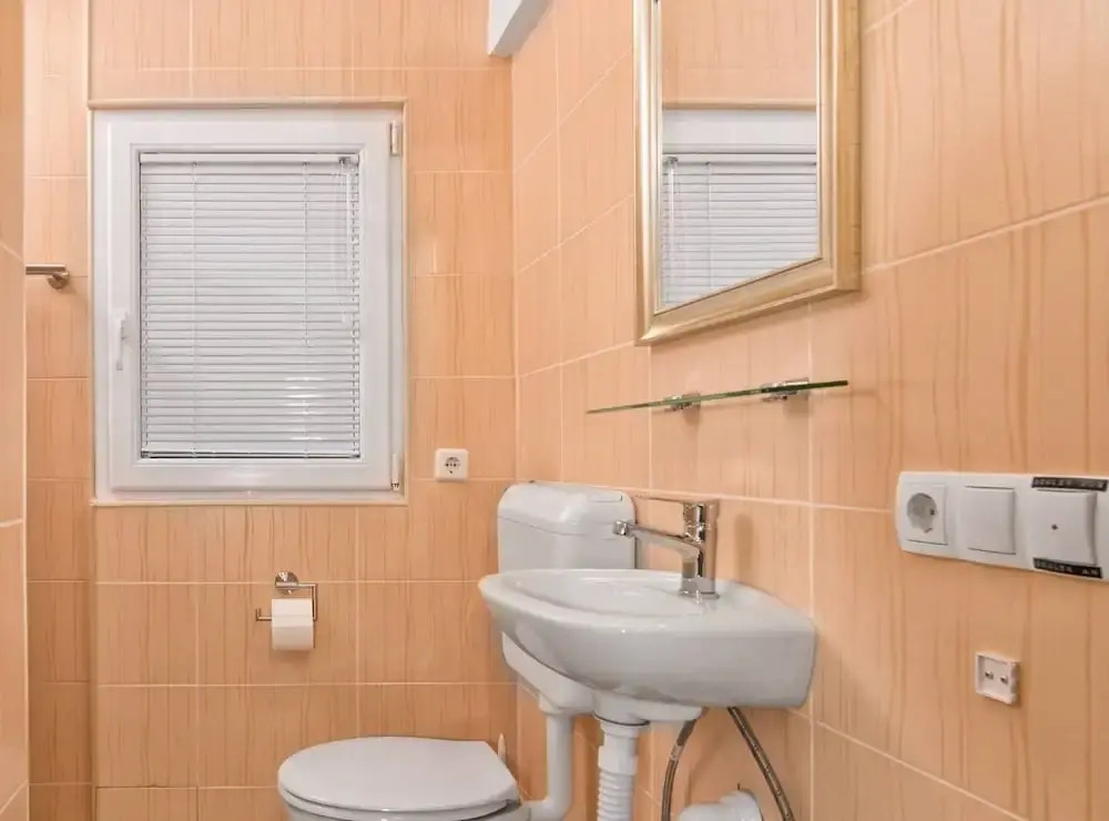 Hidden Gem Holiday Home With Pool in Kastel Stafilic