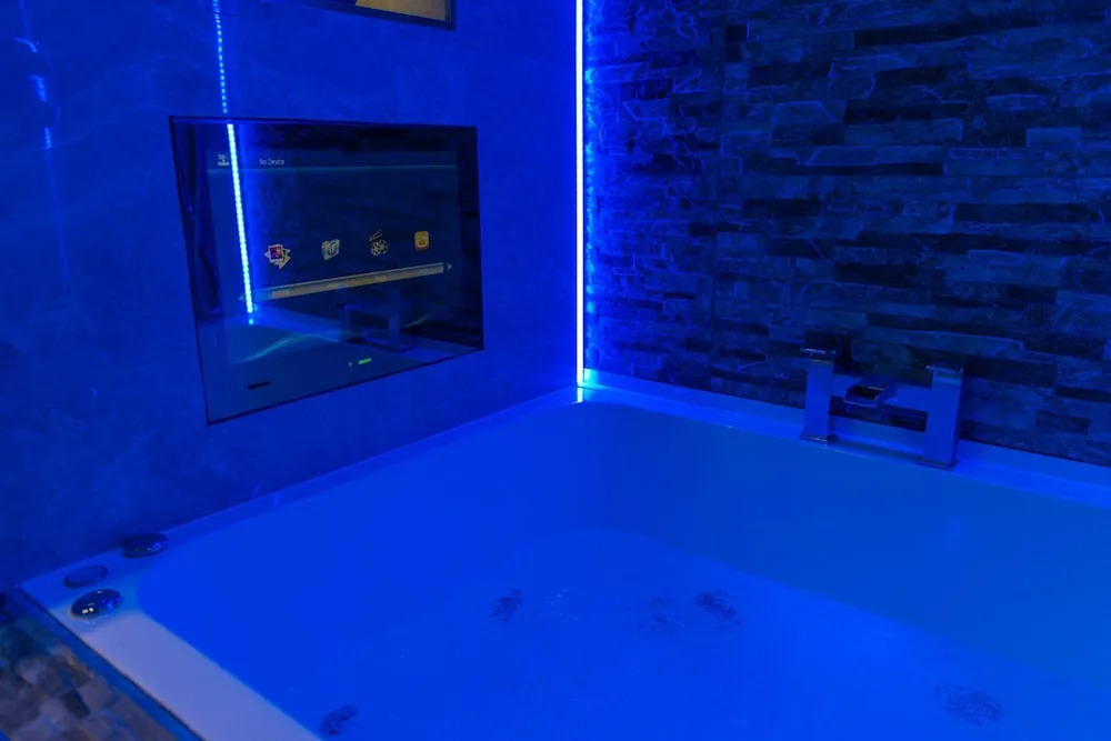 Aphrodite Suites Huddersfield
