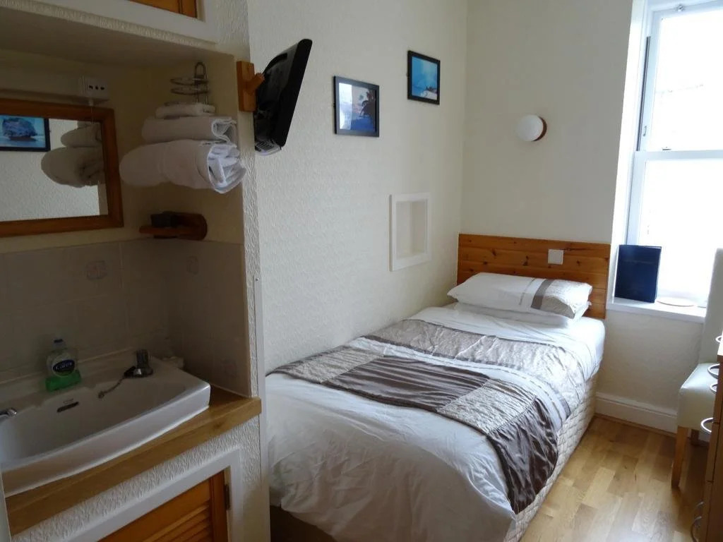 gwesTY Guest House