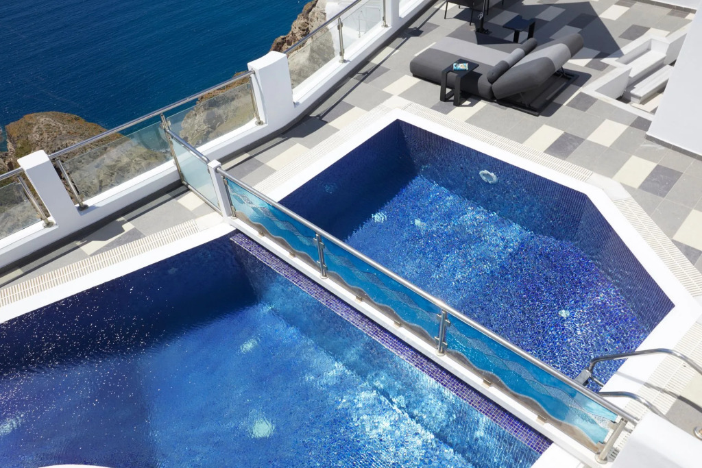 Petit Palace Suites