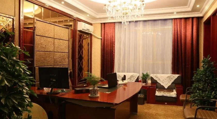 Dunhuang Longfeng Hotel