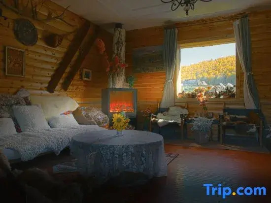 Hewu Nova Cabin (Old Village, Beautiful Peak Station, Hewu Bridge Store)