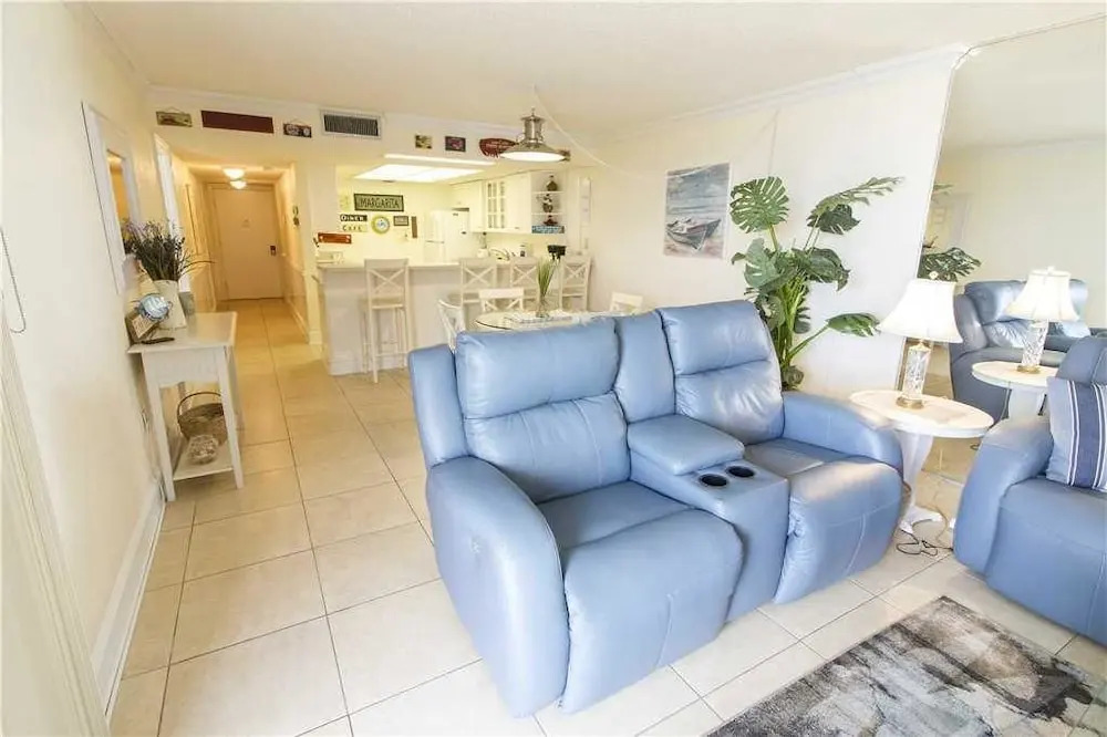 Captains Quarters 218 - Two Bedroom Condo