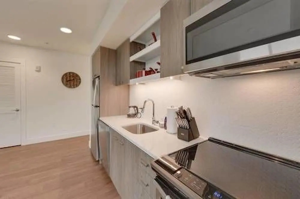 Savier Superior Corporate Rentals