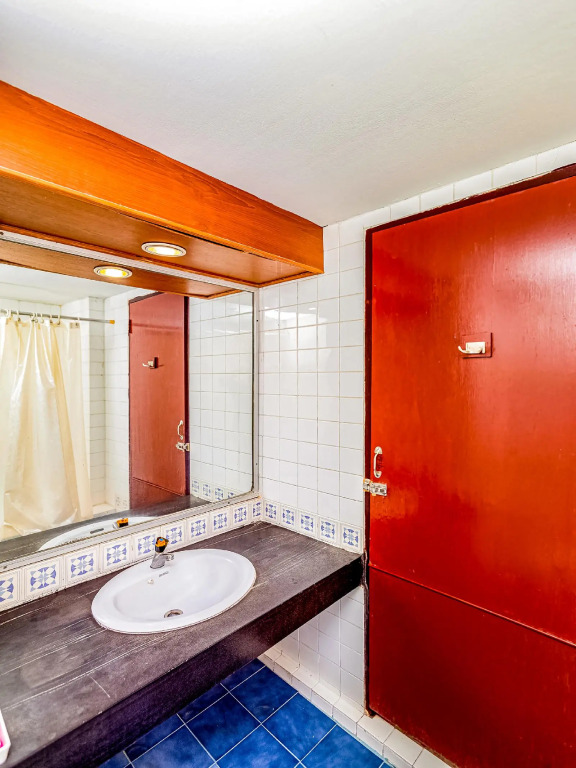 Grand Thara Hotel