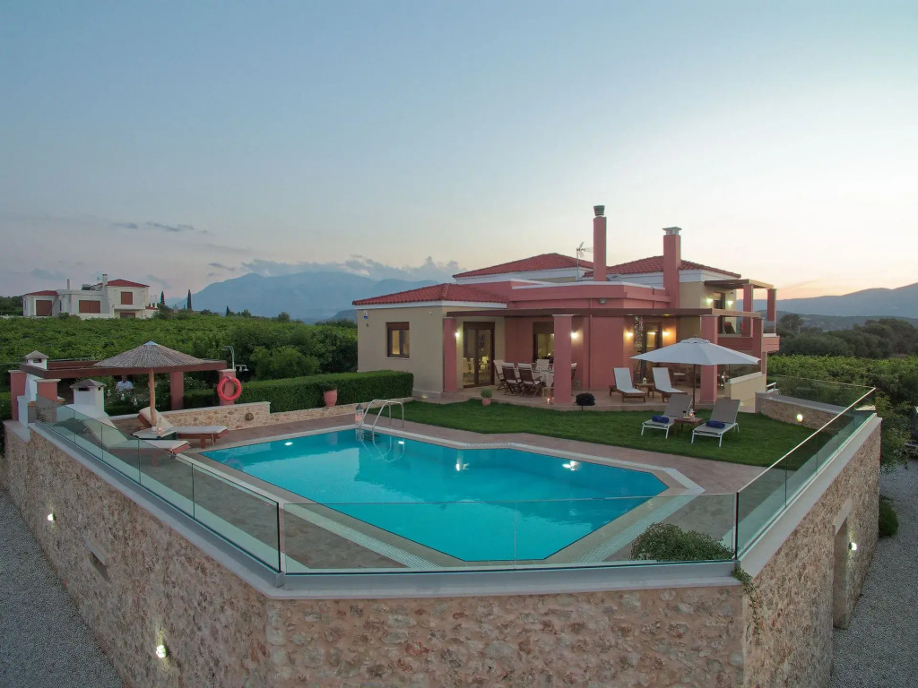 Cretan Vineyard Hill Villa