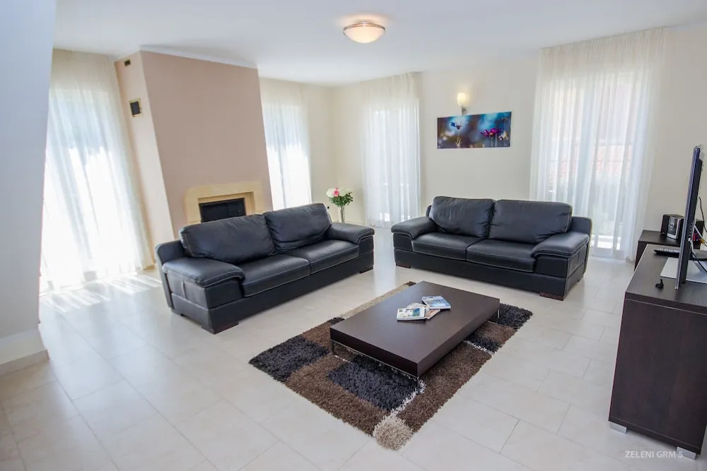 Villa Big View