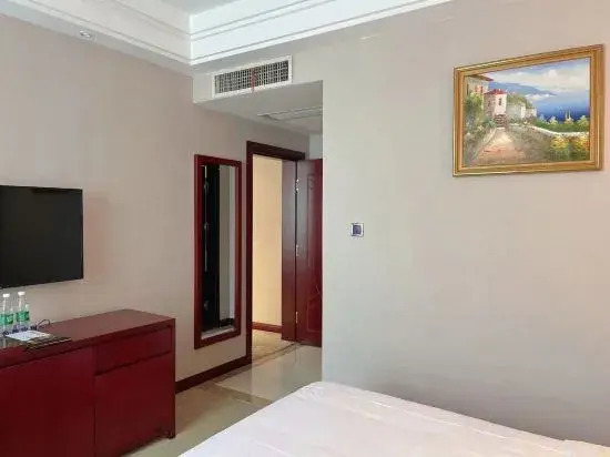 Huaggang Deerfu Yiaihu Hotel
