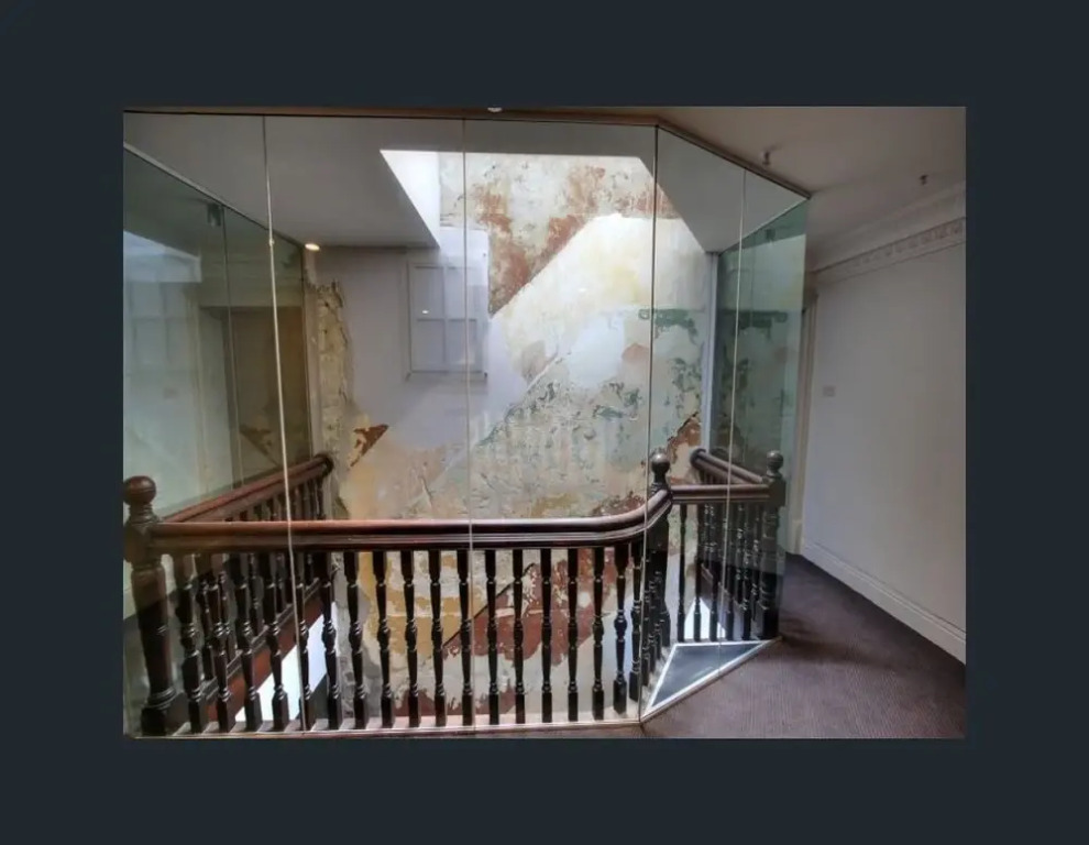 Potts Point Apartment in the Manor