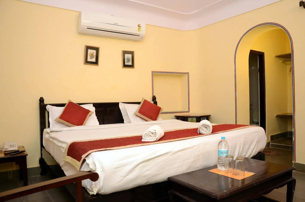 Sajjan Bagh Resort