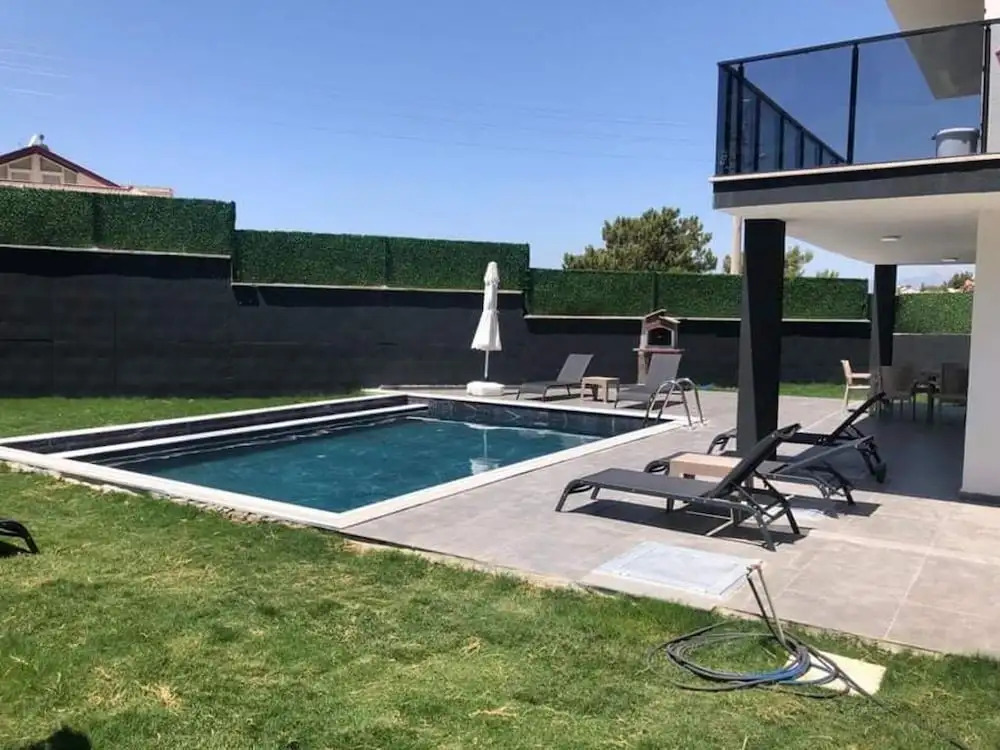 Stunning 4-bed Villa: Private Pool, Sauna & Hammam
