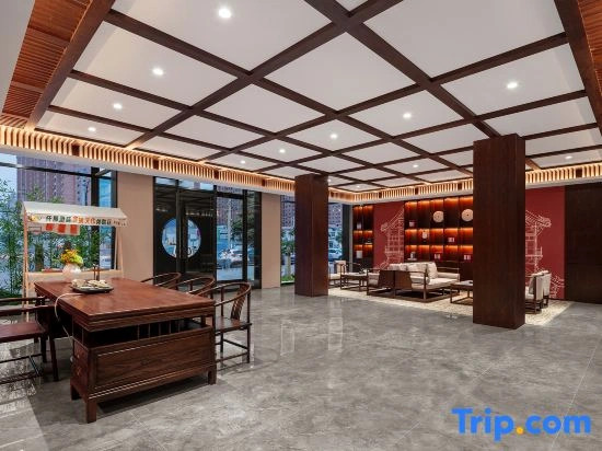 QIANNA HOTEL FINE (Fengqiu Branch)