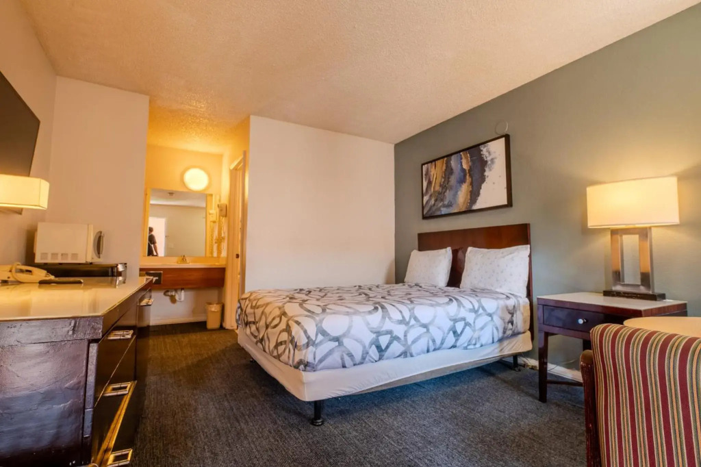 Knights Inn Buttonwillow