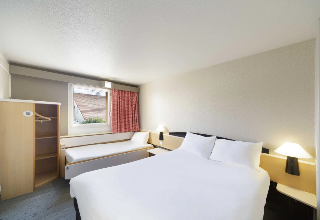 B&B HOTEL Lourdes Centre Gare 3 étoiles