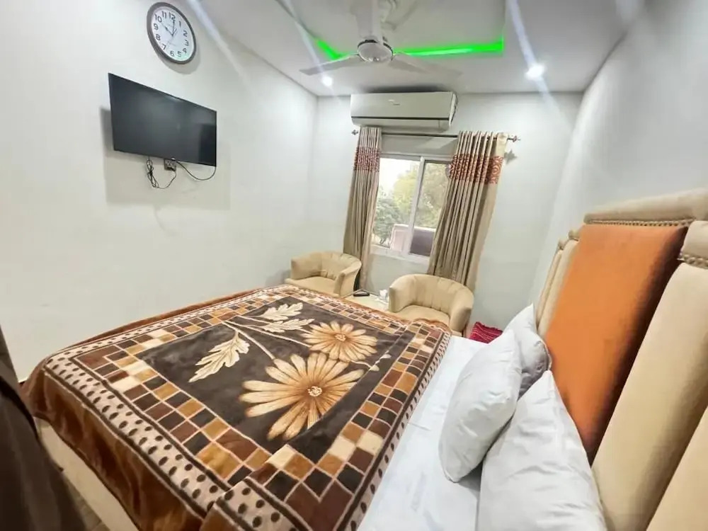 Millat Hotel G9-4