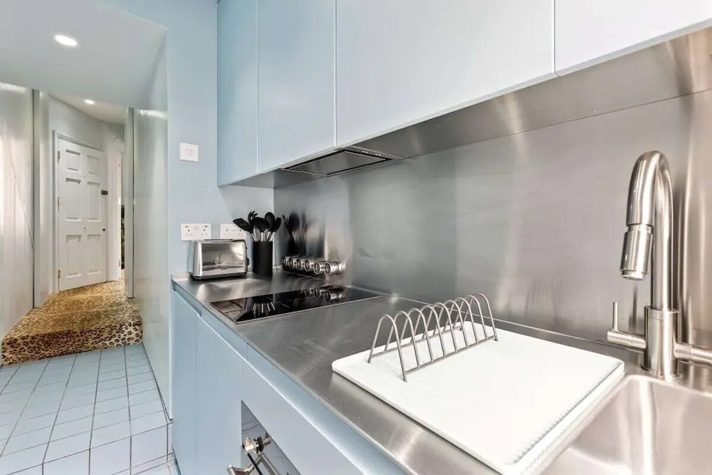 Elegant 1-bed Apt, Sleeps 4, in Chelsea