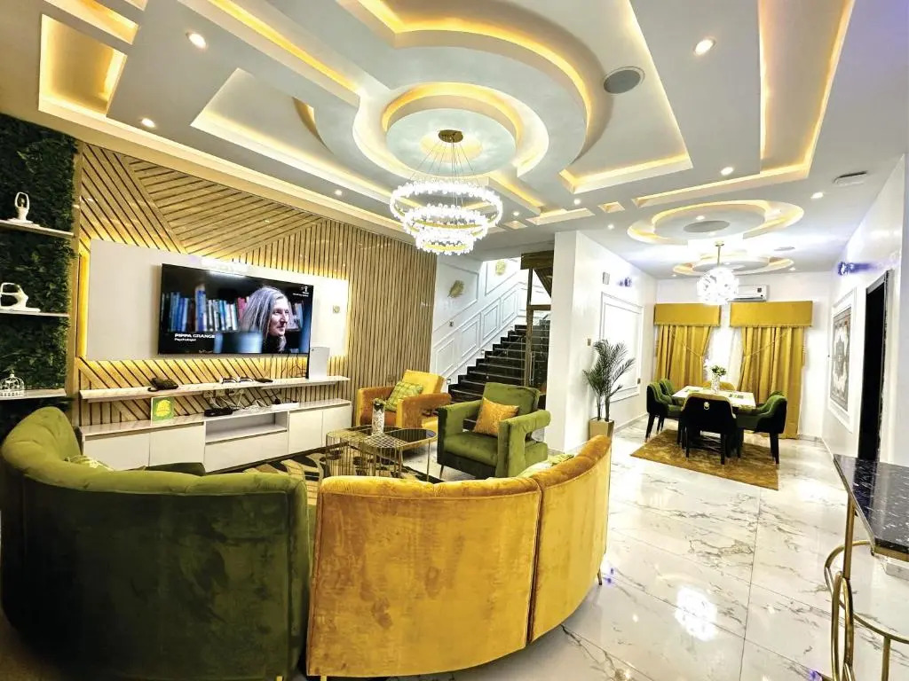 Pharrel Prestige superior 3 Bedroom Apartment