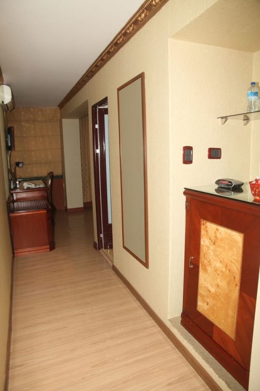 Hotel Oro Inn