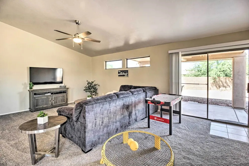 Oro Valley Home w/ Hot Tub & Mountain Views!