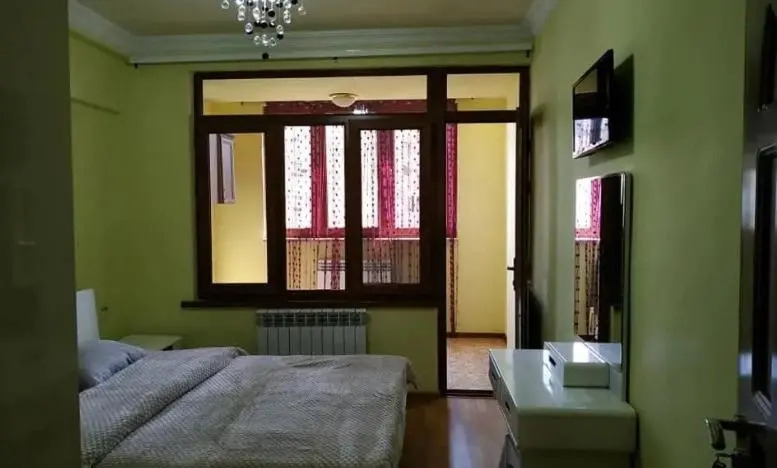 2Bedroom Spacious Apartment in Yerevan on Khorenatsi Street By Home Elite