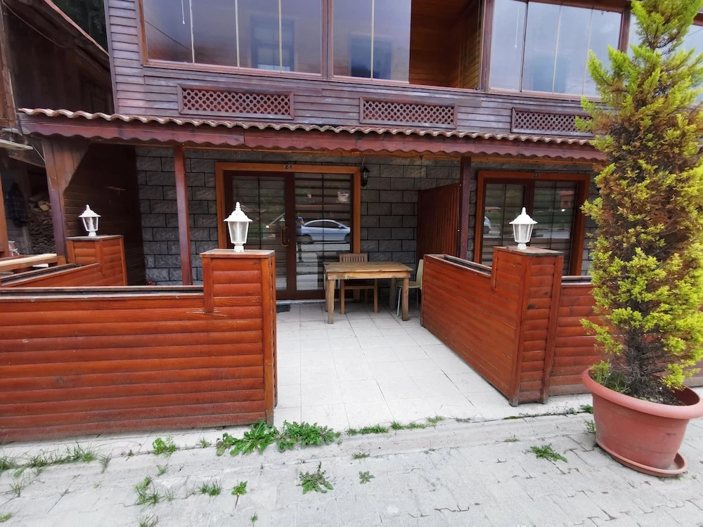 Huzur Otel