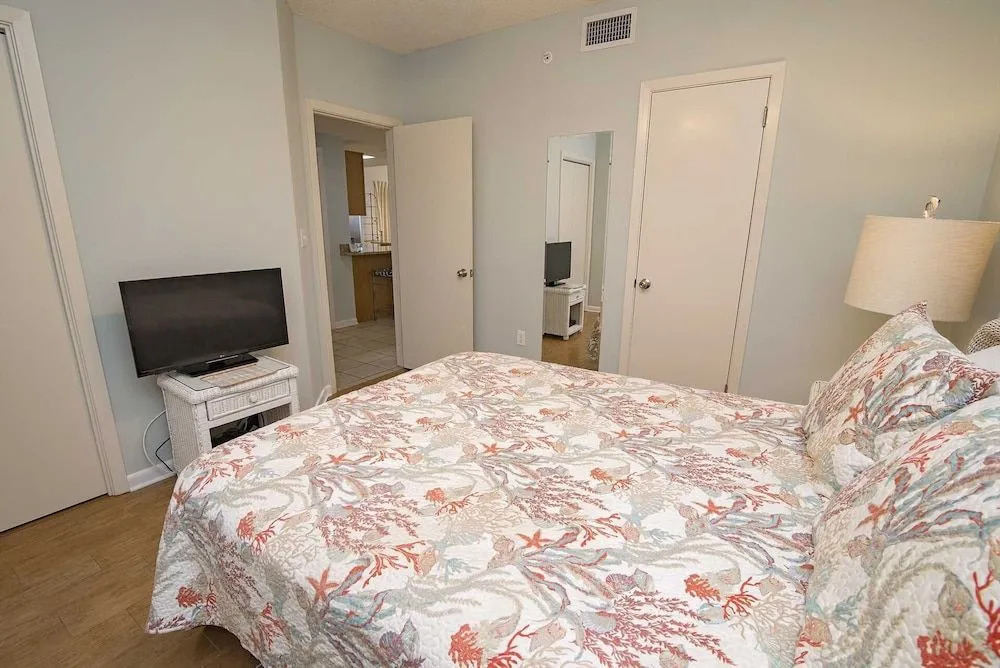 Phoenix X 217 3 Bedrooms 2 Bathrooms Condo